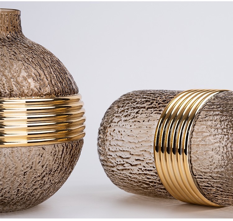 Ins-style Nordic minimalist glass vases, gilded vases, indoor decorative items in stock for wholesale Application Scenario