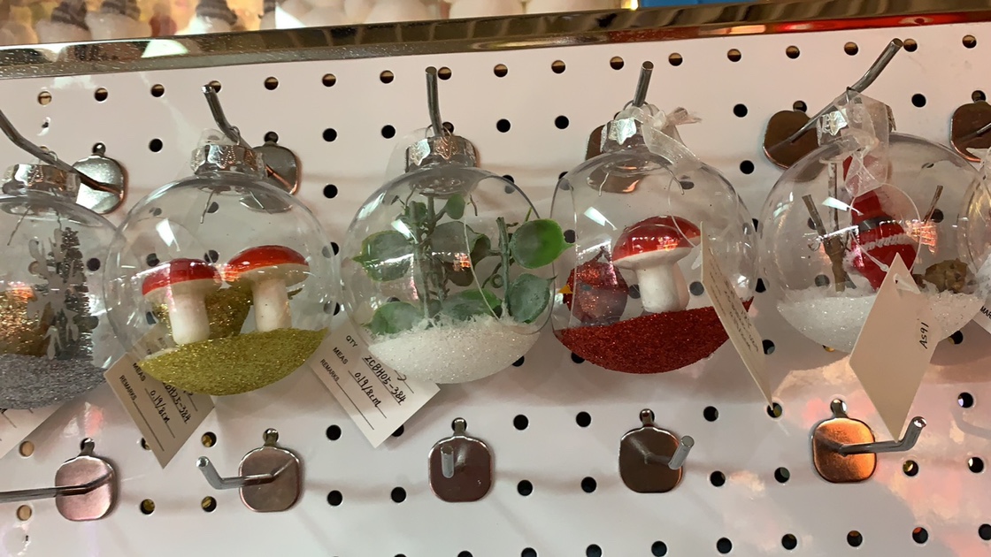 Transparent ball thumbnail