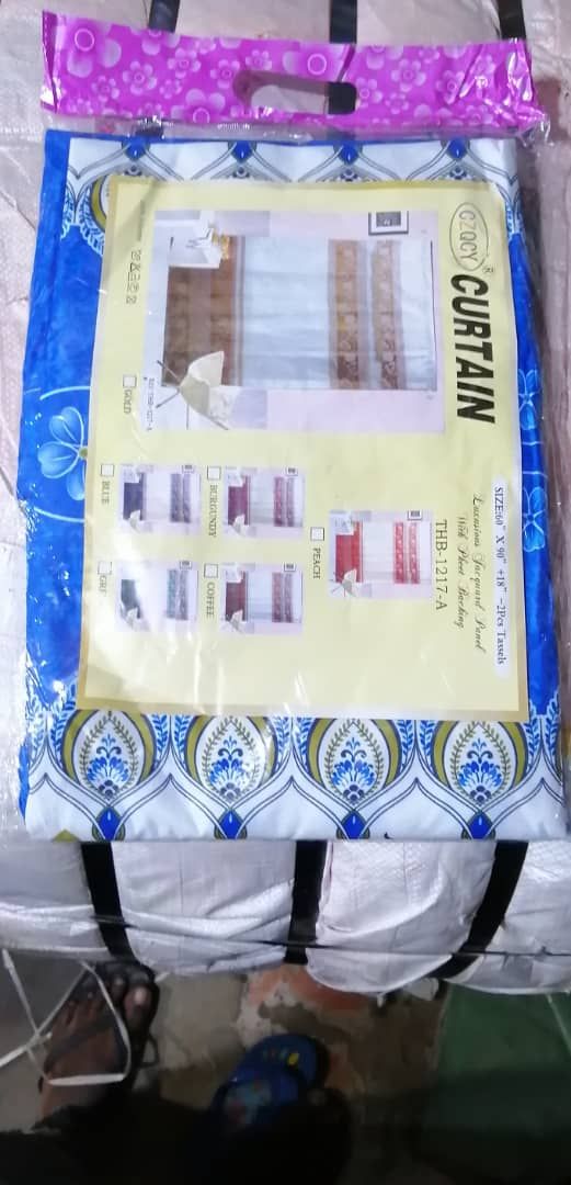 成品窗帘实物图