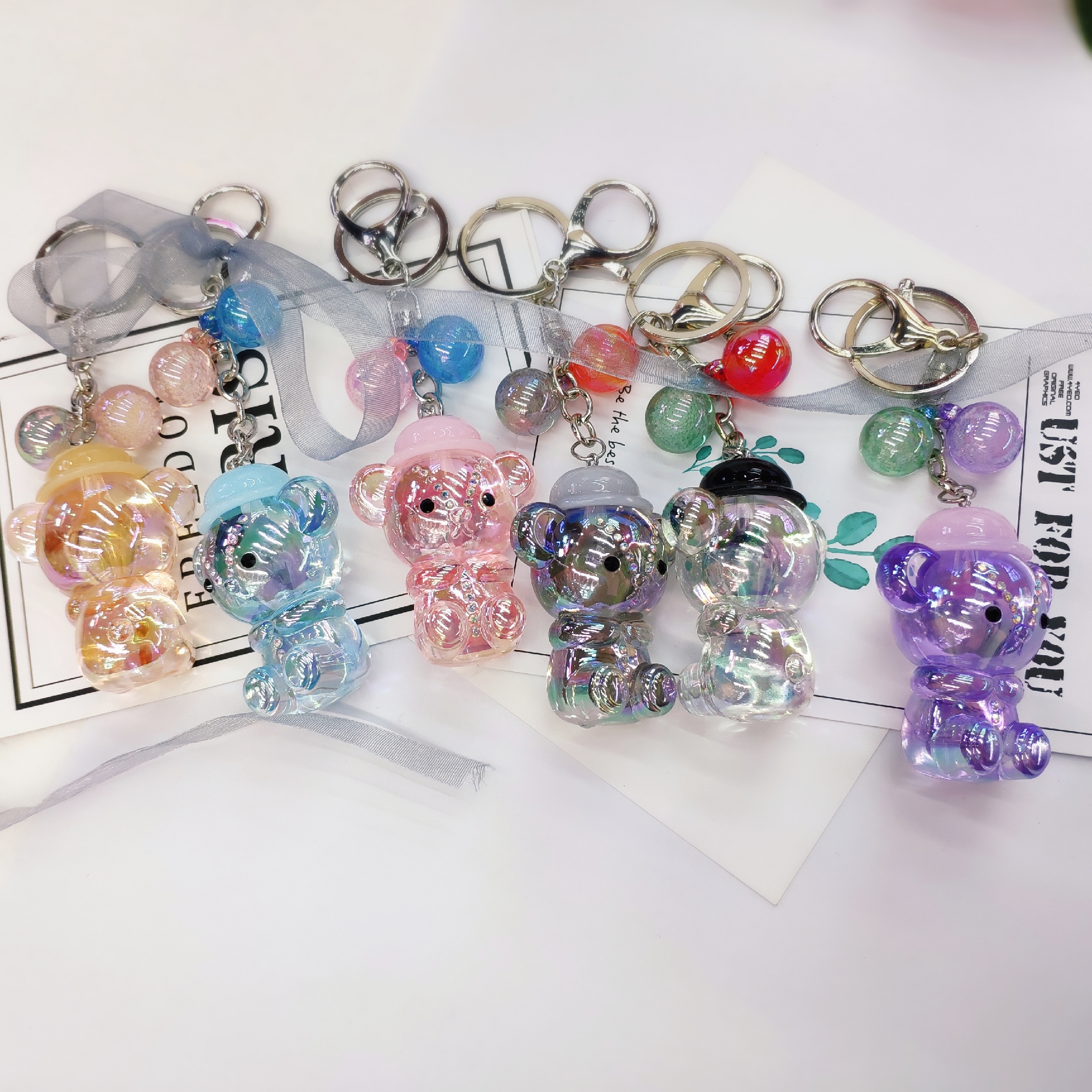 Aizhu jewelry, colorful hats, bear bears, transparent white-plated acrylic pendants, keychains, accessories, clothing accessories detail image 6
