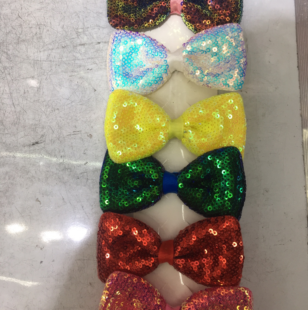 Fine pink square bow tie thumbnail