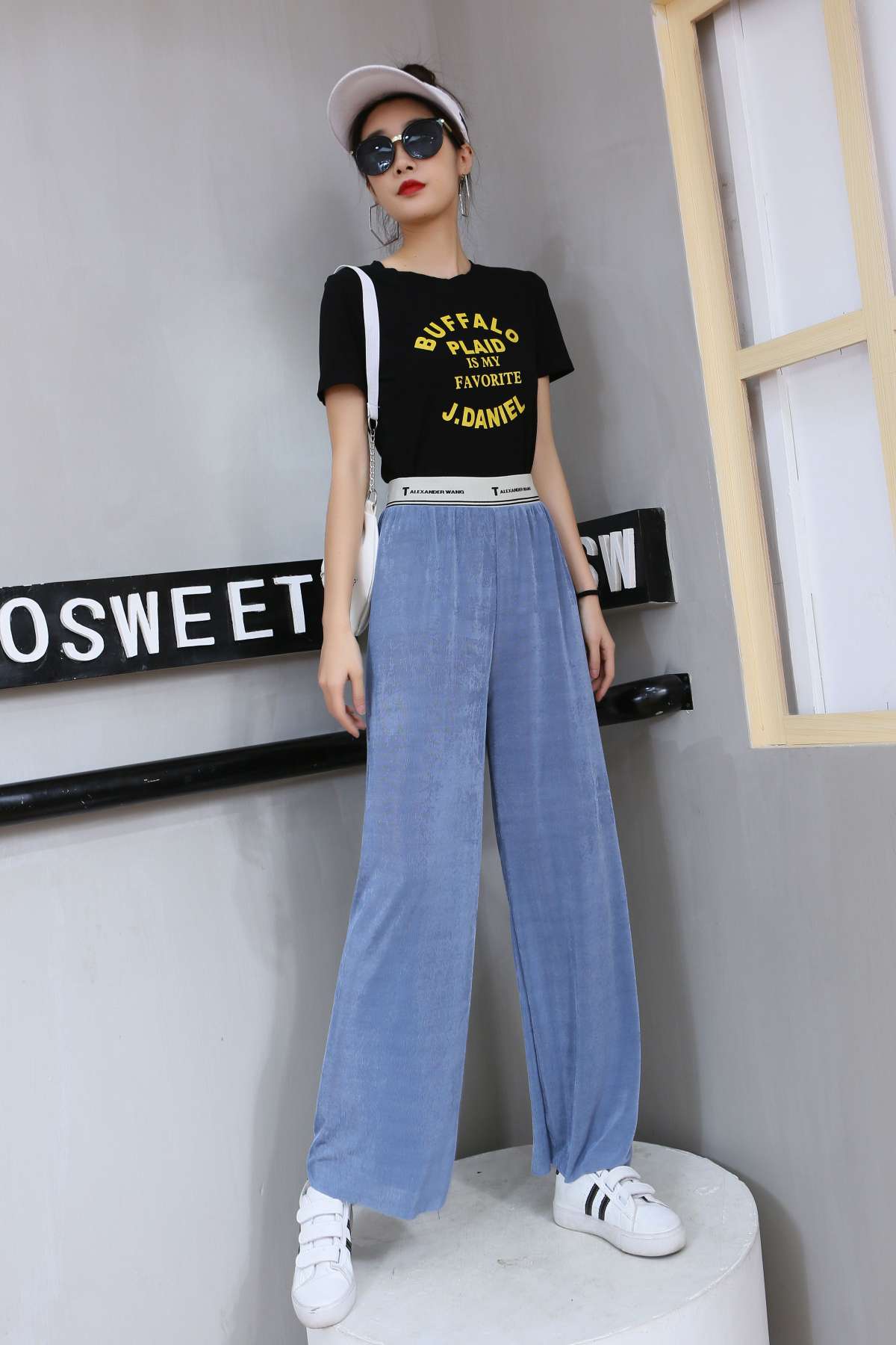 Ice silk wide-leg pants details Picture