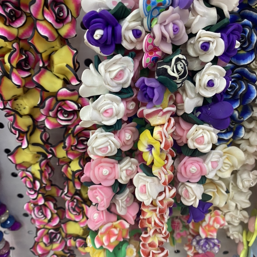 Clay flower by hand thumbnail