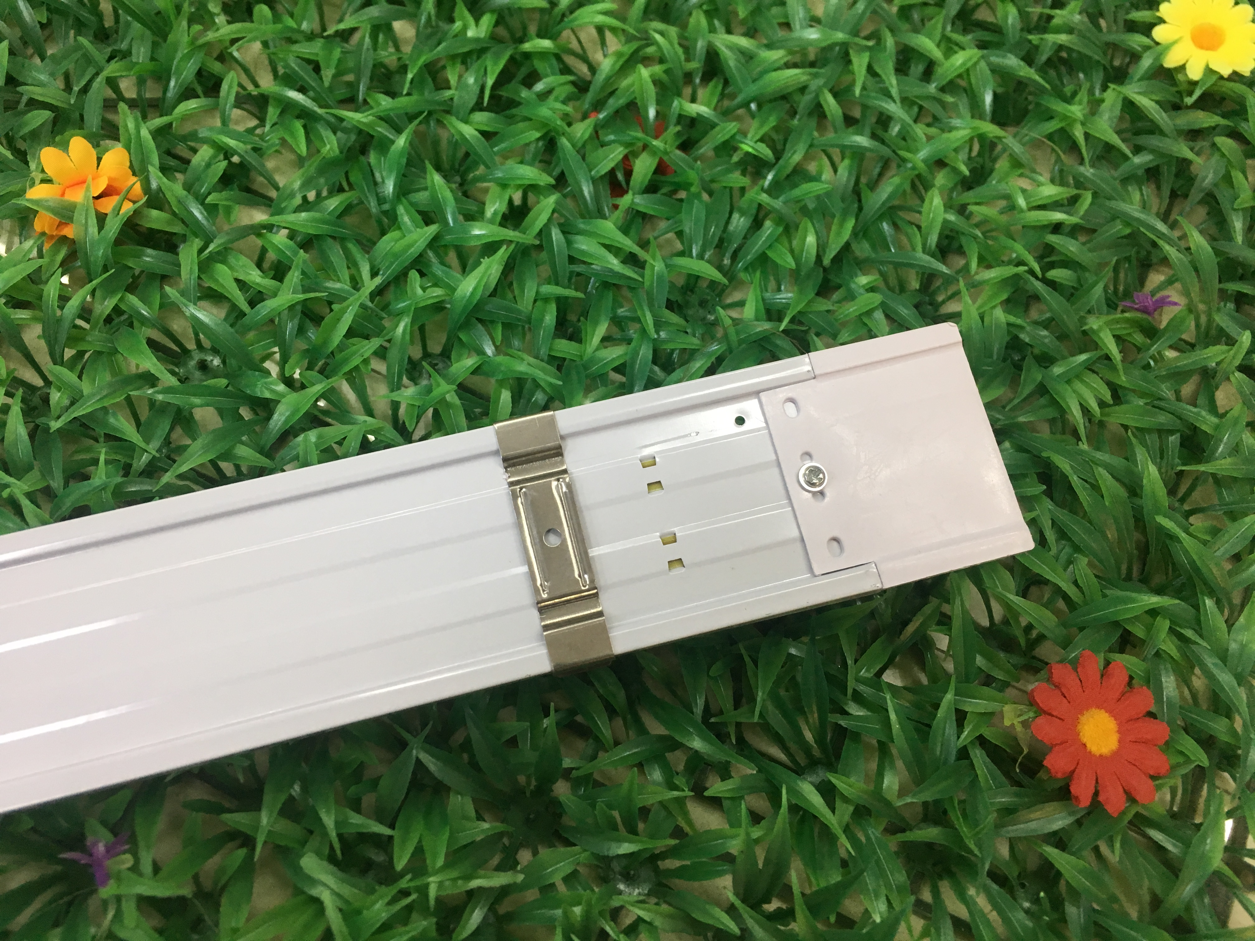 Led Three Anti-Purification Light 1.2M 48W Super Bright Integrated Support Light Dust-Proof Strip Lamp Embossed Cover Item Picture