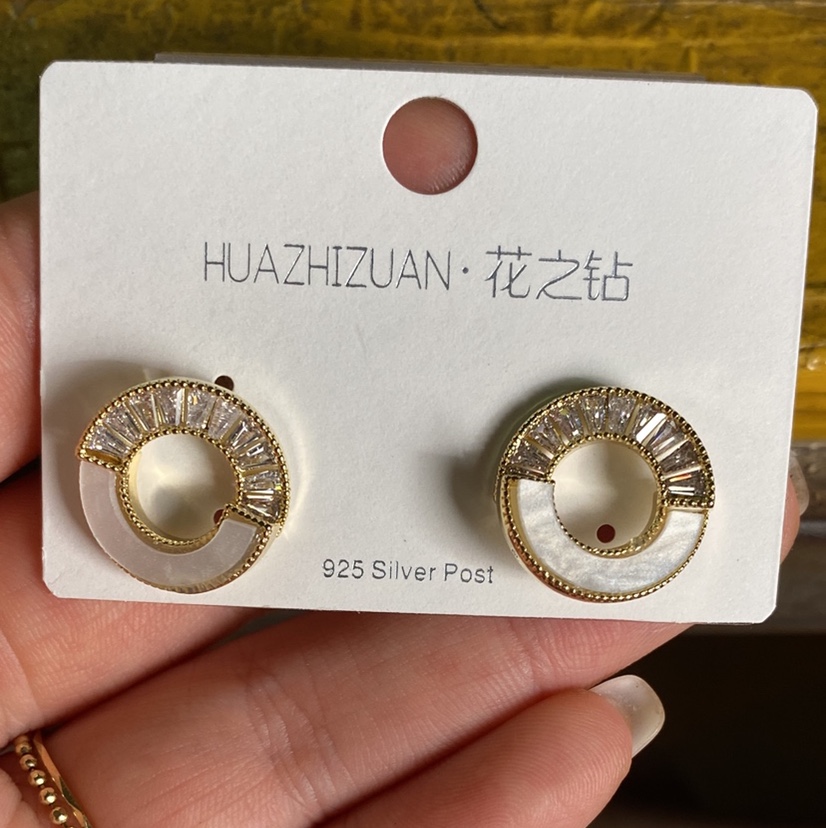South Korea Dongdaemun temperament zircon earrings thumbnail