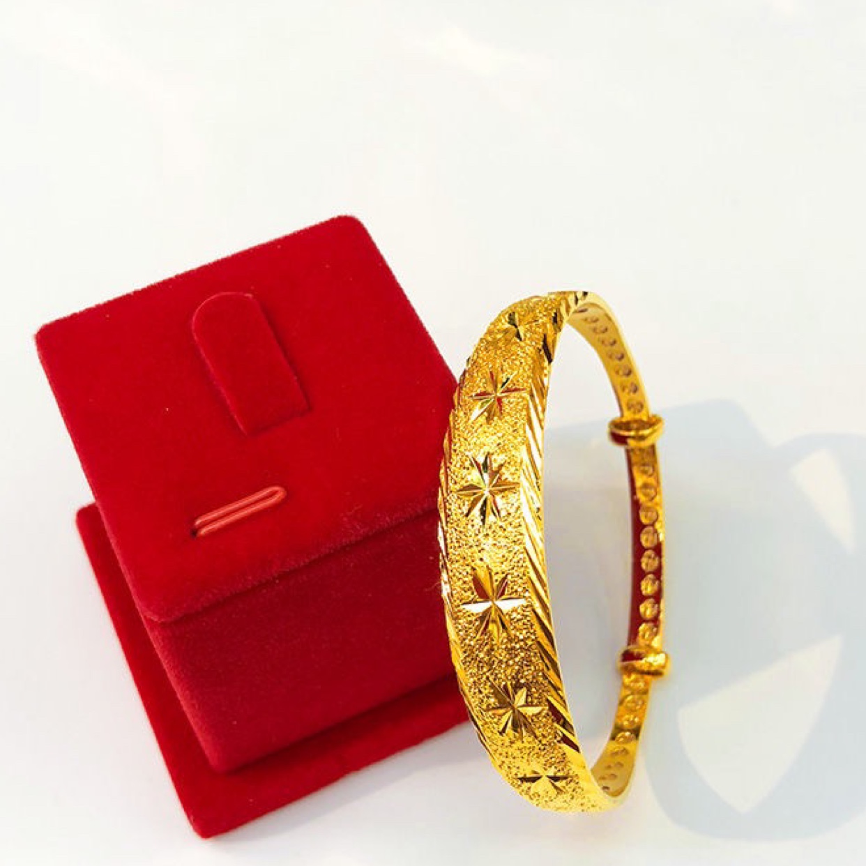 Ms. Sarkin fashion Bracelet thumbnail