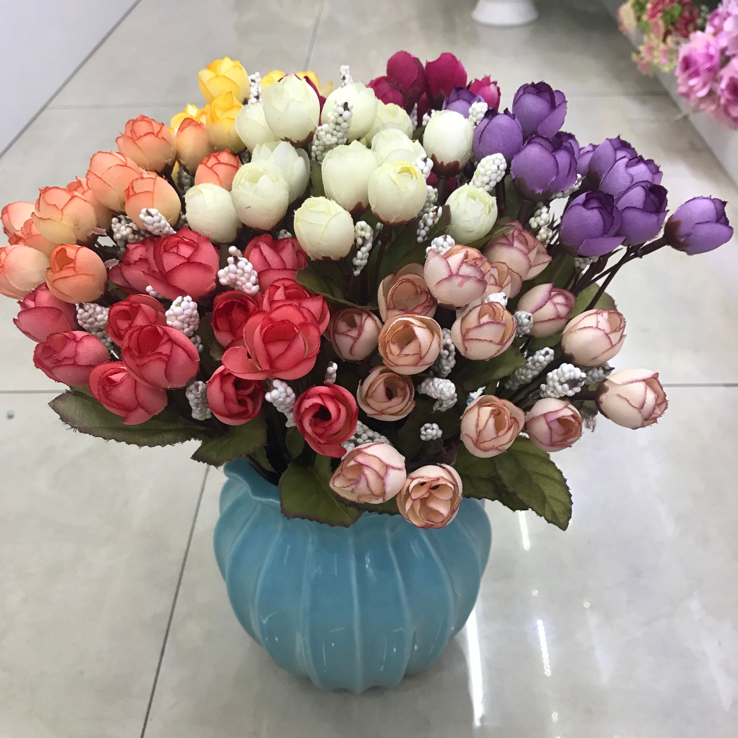 Living room artificial flower and artificial flower tea, bedroom decoration, venue arrangement, autumn 5-pronged 15-head star bud wholesale details Picture