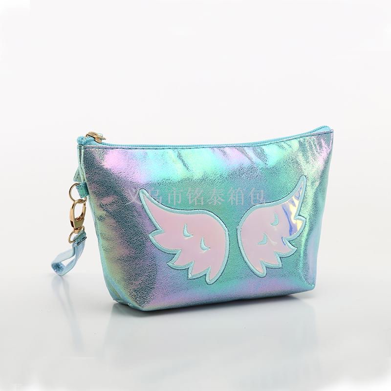 The 2020 best-selling cracked colorful sailboat bag with copyright and patent, the colorful fabric makeup bag, and the angel wing clutch bag Application Scenario