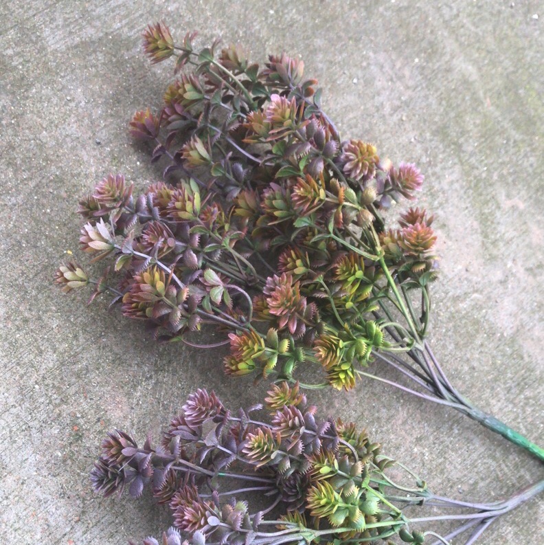 Spray colored new grass for transportation