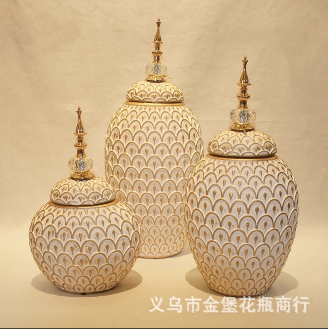 Ceramic three-piece decoration Ceramic set VASE Ceramic vase vase Gold vase Ceramic vase Electroplated vase foyer entrance decoration Golden Castle vase