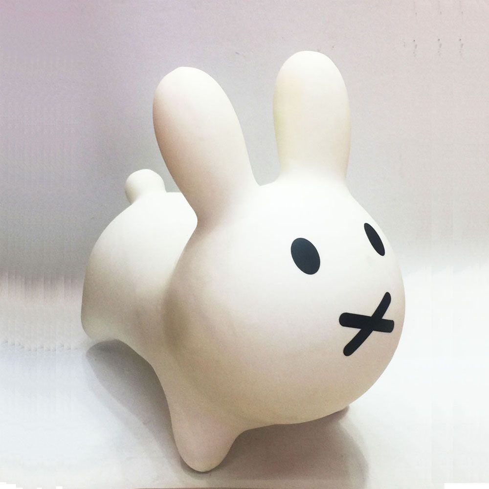 儿童玩具地摊爆款米菲兔背景道具白色