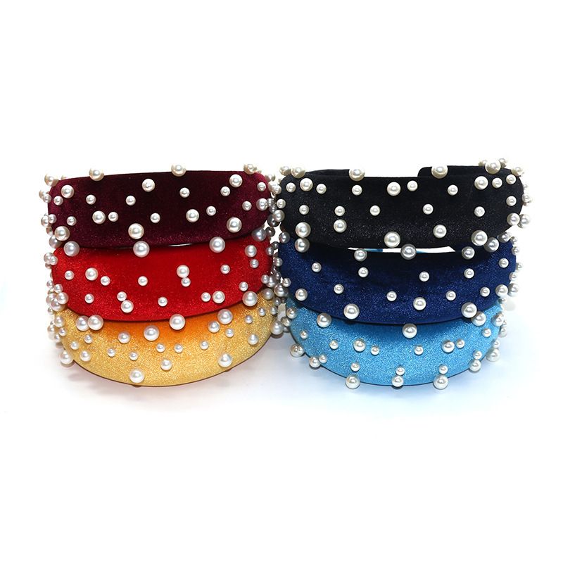 Runte Accessories: Wholesale of fashionable and simple sponge hair bands and headwear featuring Korean Instagram influencers, European and American nailed pearl headbands Specification image