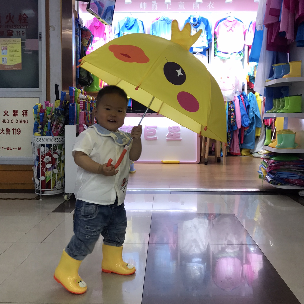 小黄鸭儿童雨衣雨鞋雨伞套装