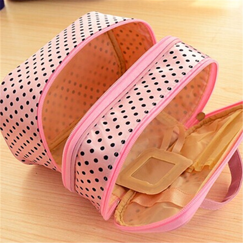 The original manufacturer of classic Korean double-layer cosmetic bags, small dot cosmetic bags, customizable LOGO double-layer handbags Application Scenario