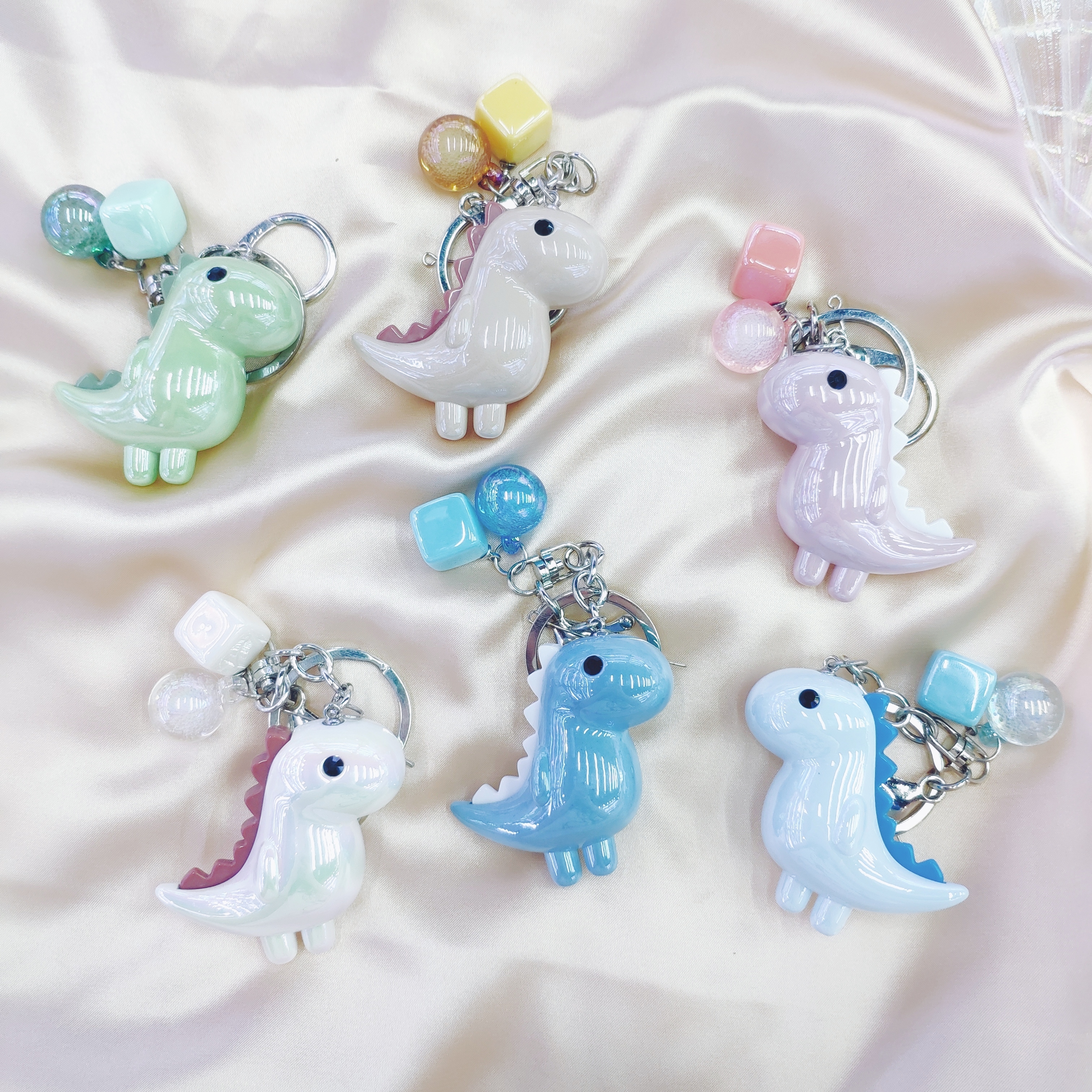Aizhu jewelry, colorful little dinosaurs, acrylic solid color white-plated keychains, pendants, accessories, clothing accessories detail image 1