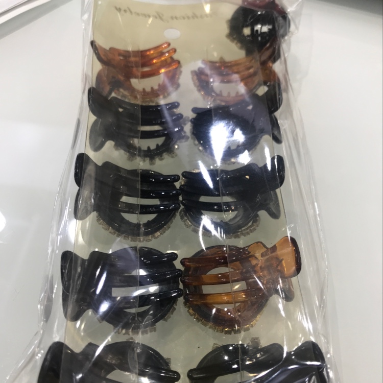 Bangs ○ Shaped Clip details Picture