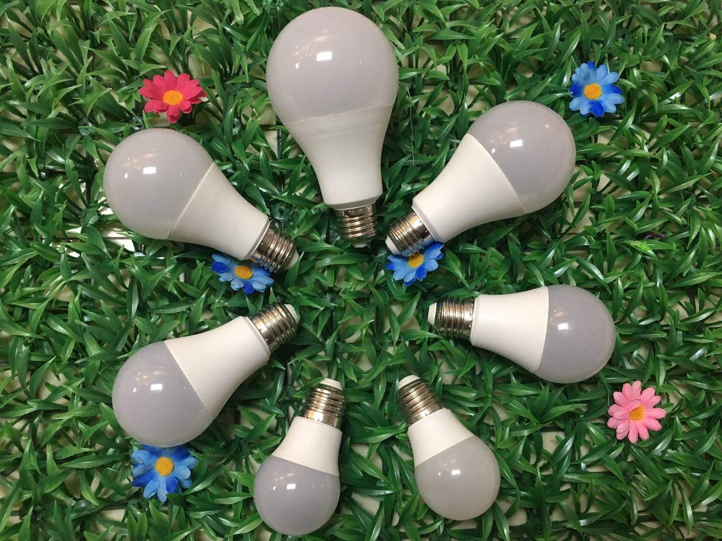 Led Household Energy-Saving Light Bulb Screw Bulb Plastic Coated Aluminum A Bubble 9W full figure