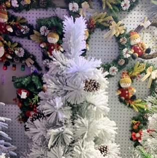 15cm松针植绒加沾白大松果细节图