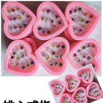 12 big diamond ring into middle box