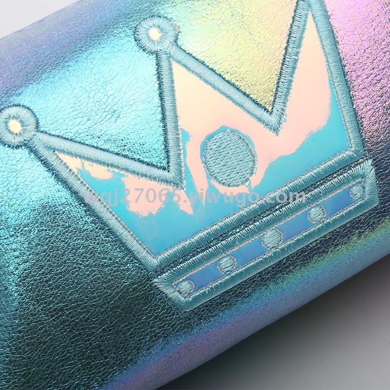 Phantom Color Crack Prince Bag, dazzling fabric makeup bag, hand-held storage bag Specification image