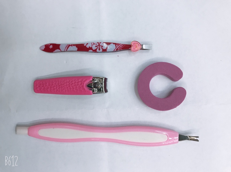 J1-4 manicure tool set, 4 sets, finger divider, eyebrow clip, nail clipping, dead skin clipping, 600 sets per set