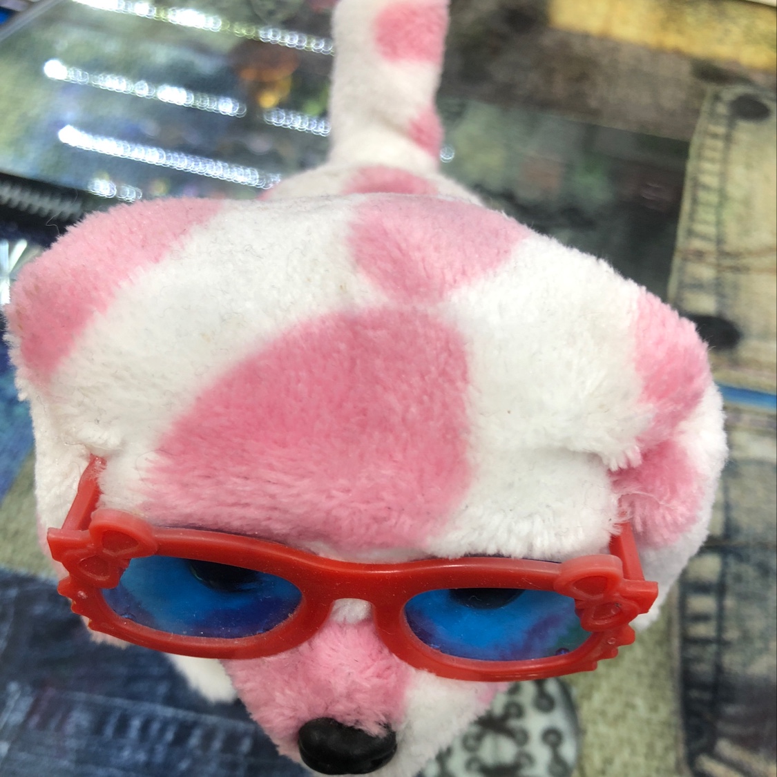 Electric speckled spectacles dog thumbnail