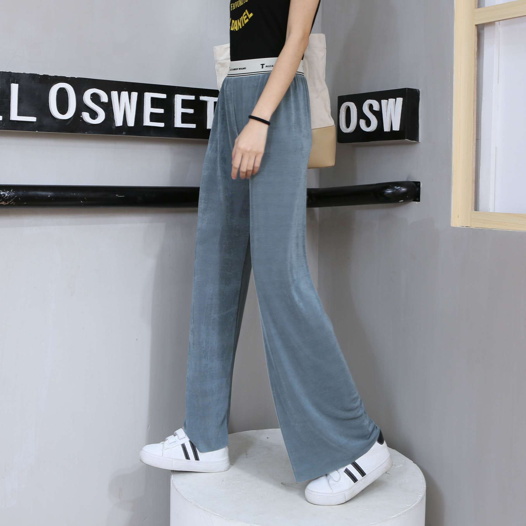 Ice silk wide-leg pants Item Picture