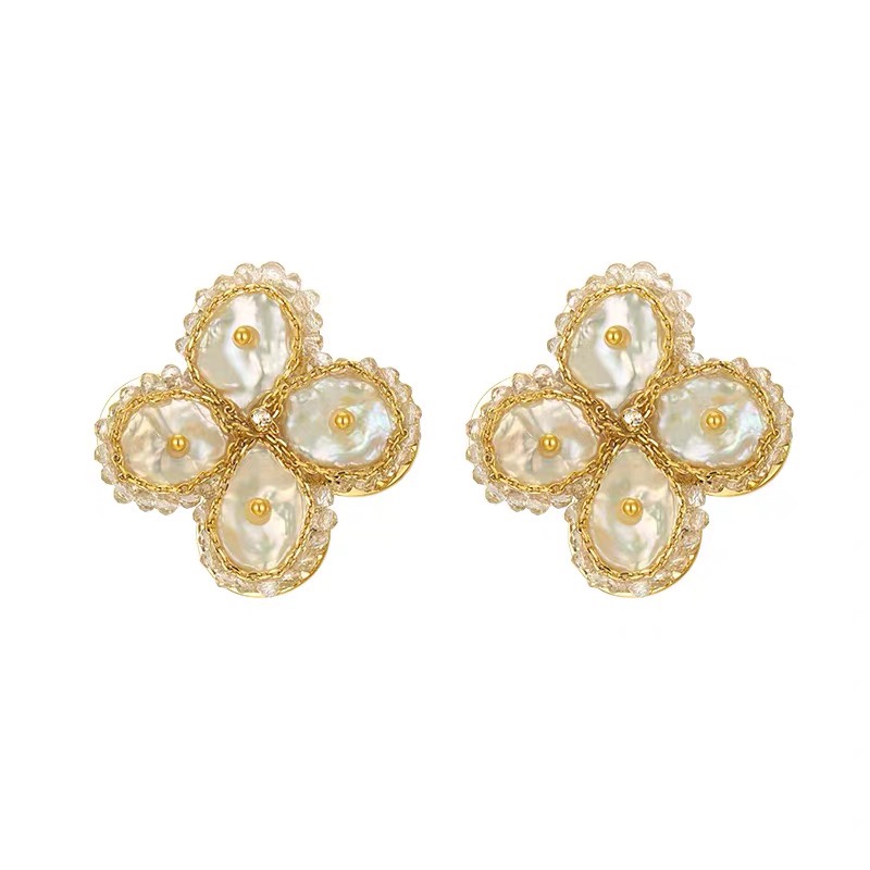 Light luxury and retro style, natural freshwater petal pearl earrings, women's ear fashion bestseller, stud simple and cold style details Picture