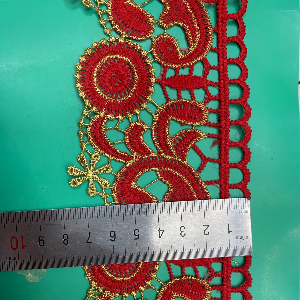 a88 bright red milk threads with gold thread