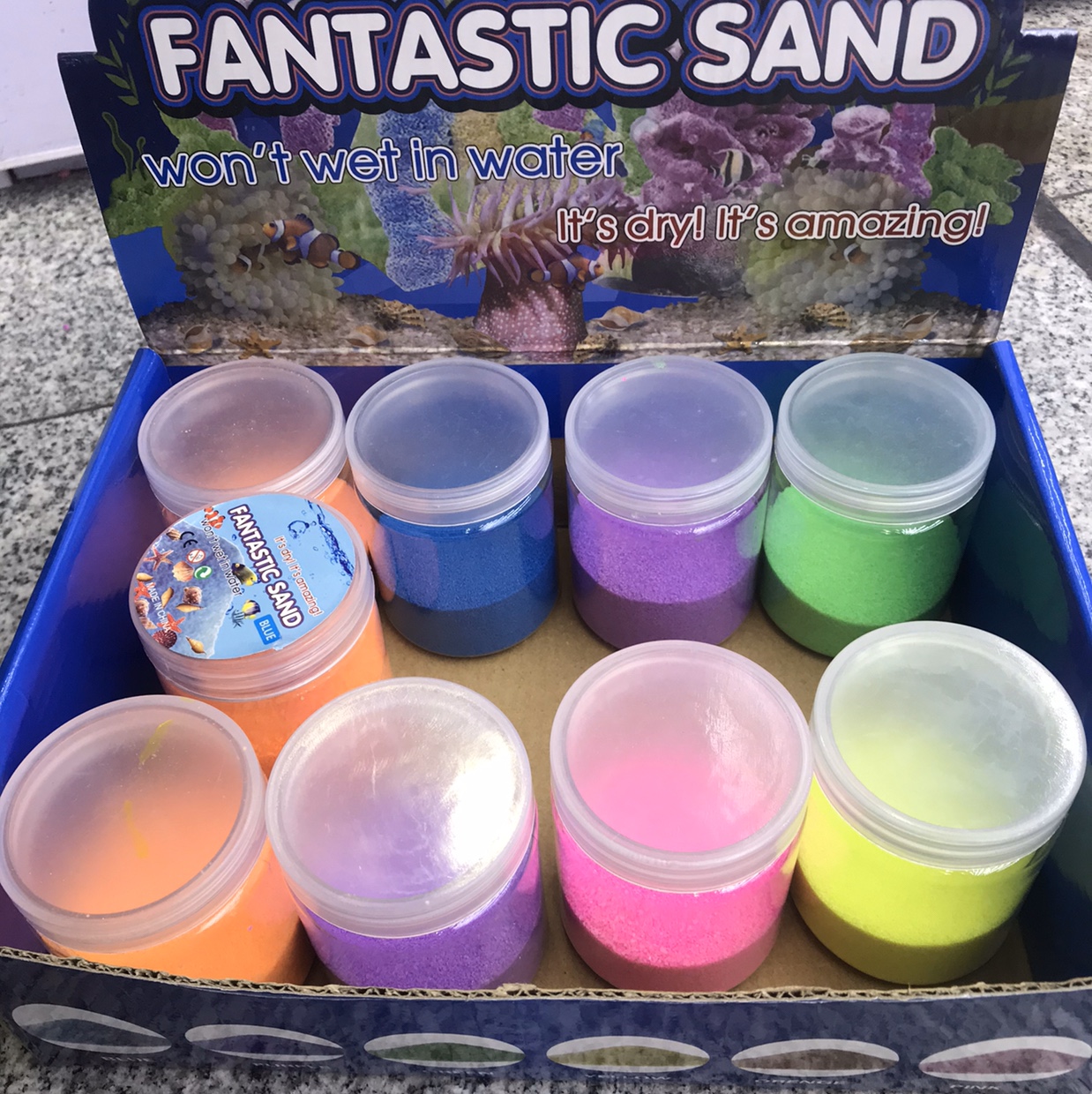 Non-wet sand/molded sand in water