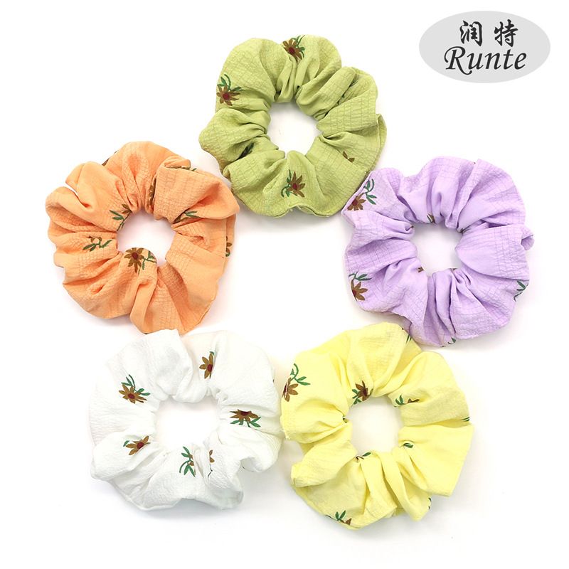 Summer flowers ~ Sweet fabric hair tie, French Daisy hair band, headband, girlish large intestine circle floral hair accessory