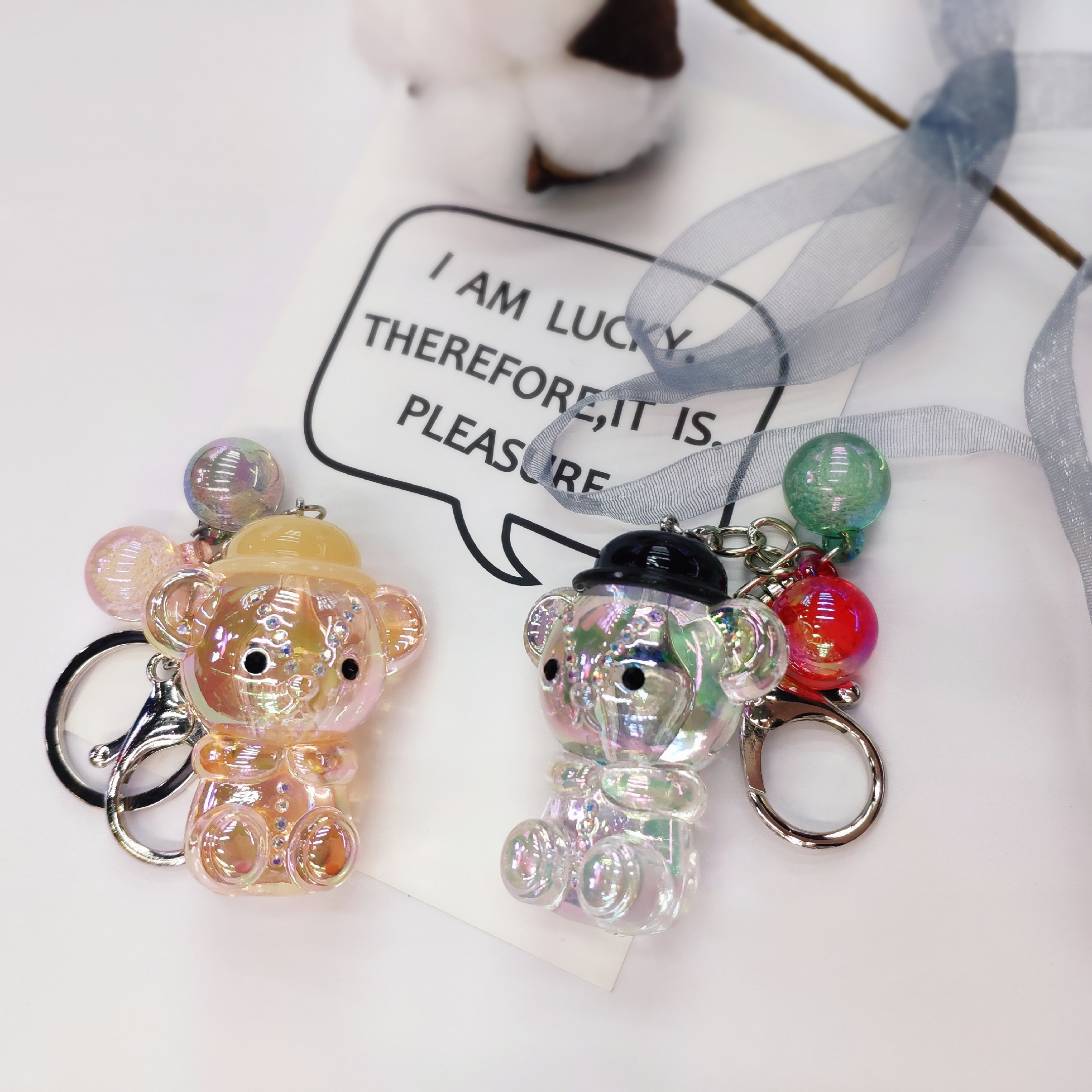 Aizhu jewelry, colorful hats, bear bears, transparent white-plated acrylic pendants, keychains, accessories, clothing accessories detail image 2