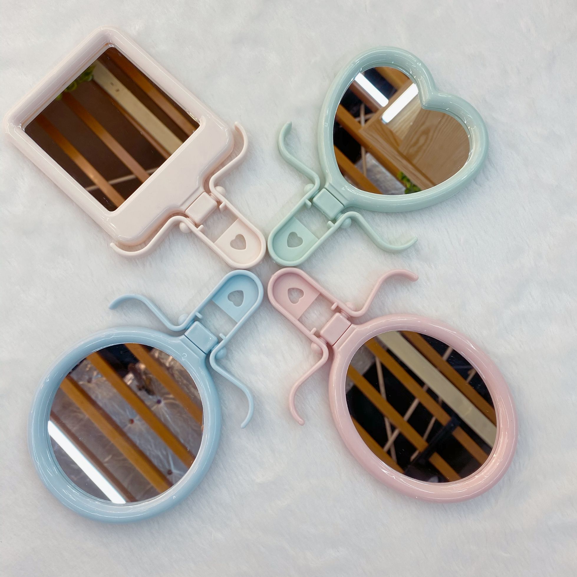 新款韩版女生可爱折叠创意塑料化妆镜小台镜便携式