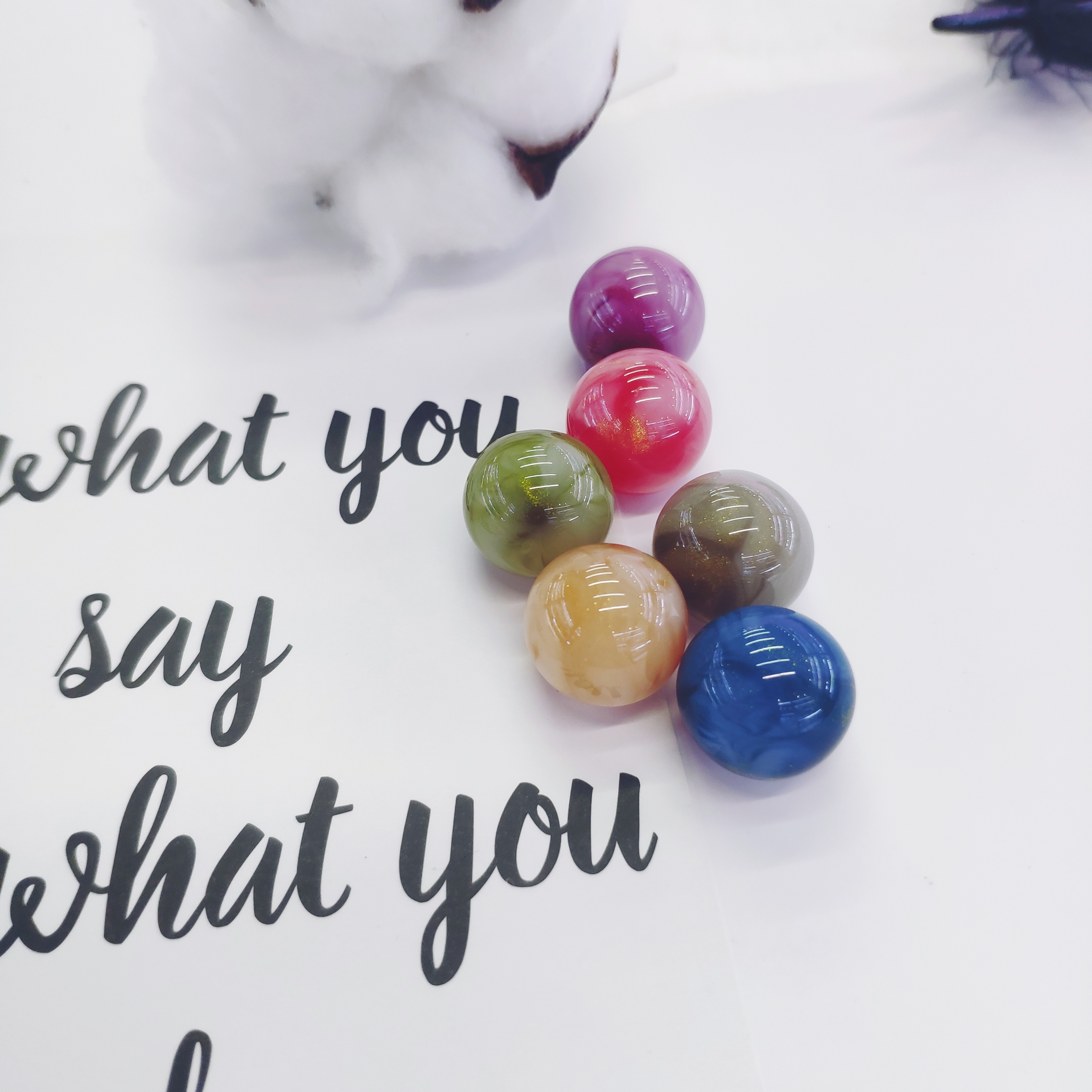 Aizhu Jewelry 16mm color two-color non-porous round beads gold powder acrylic jewelry accessories and clothing accessories detail image 5