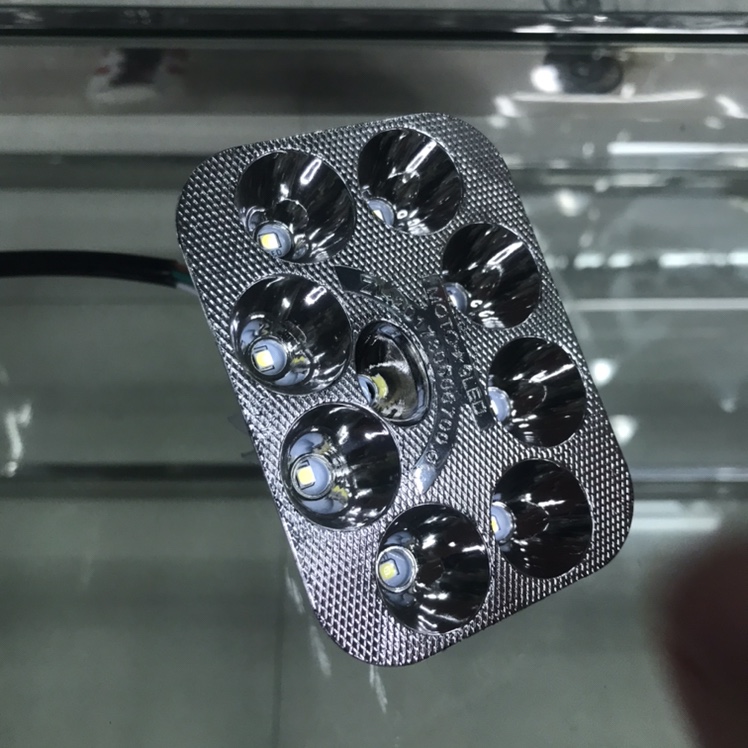 أضواء LED السيارة 6.