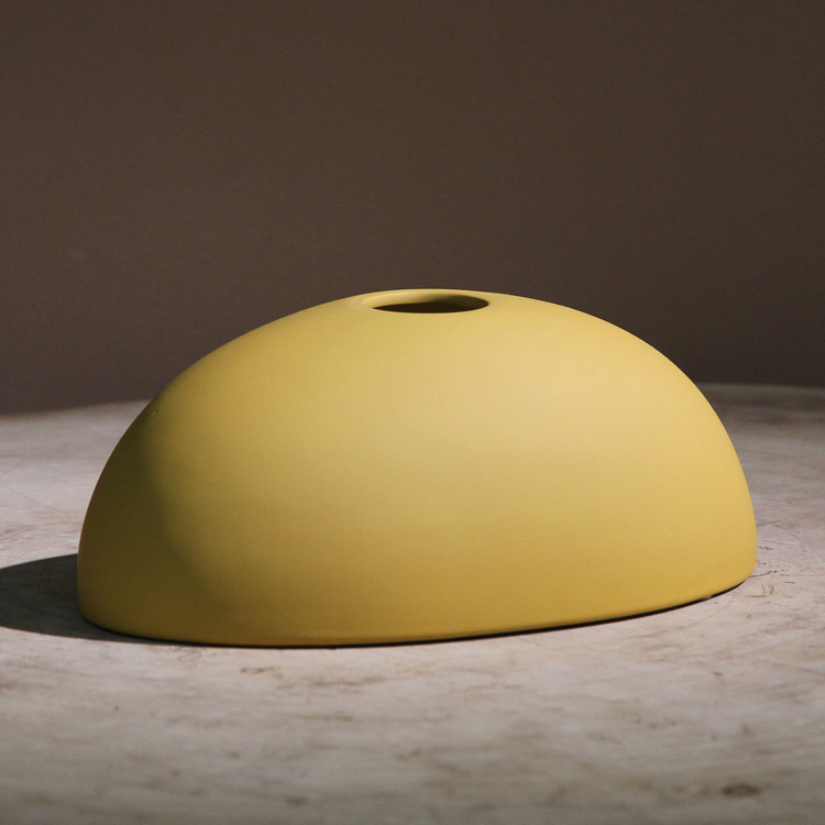 Yiwu ceramic wholesale: Simple home vases, Morandi color flower vases, creative Nordic tabletop decoration Item Picture