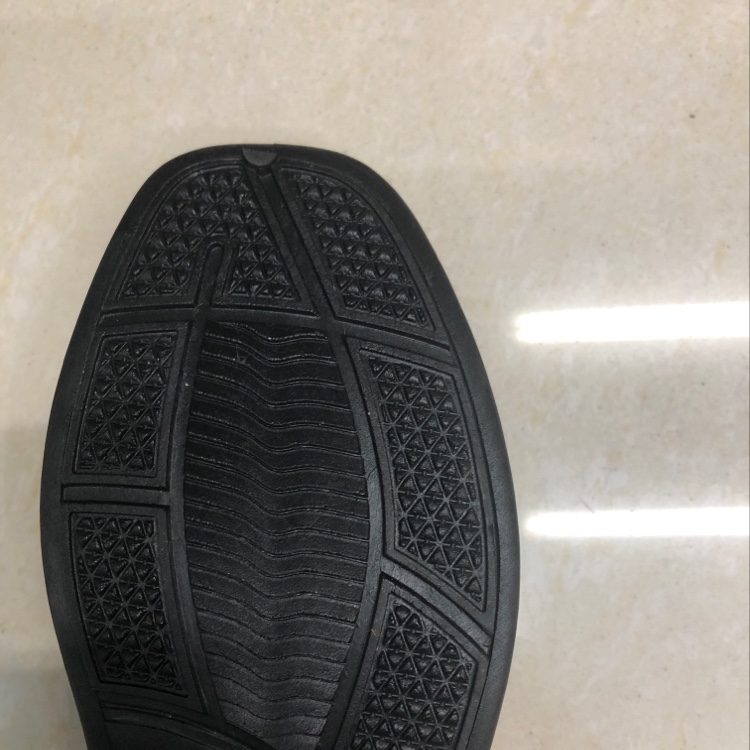 男皮鞋细节图