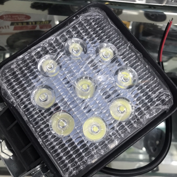 أضواء LED السيارة 16
