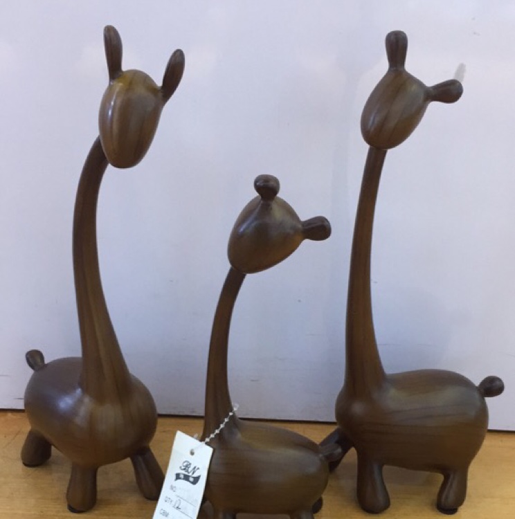 22564 color deer thumbnail