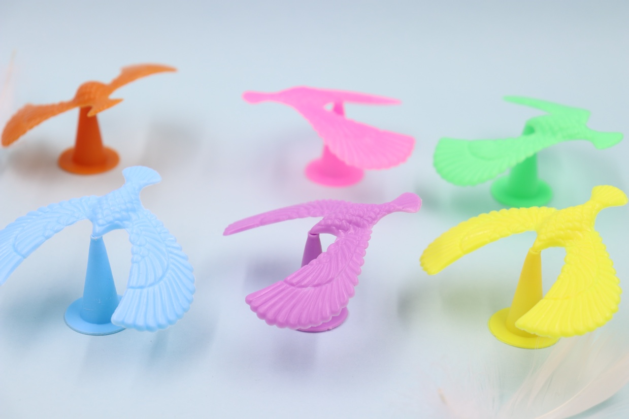 Balanced Bird children's plastic toy giveaway twisted Egg thumbnail