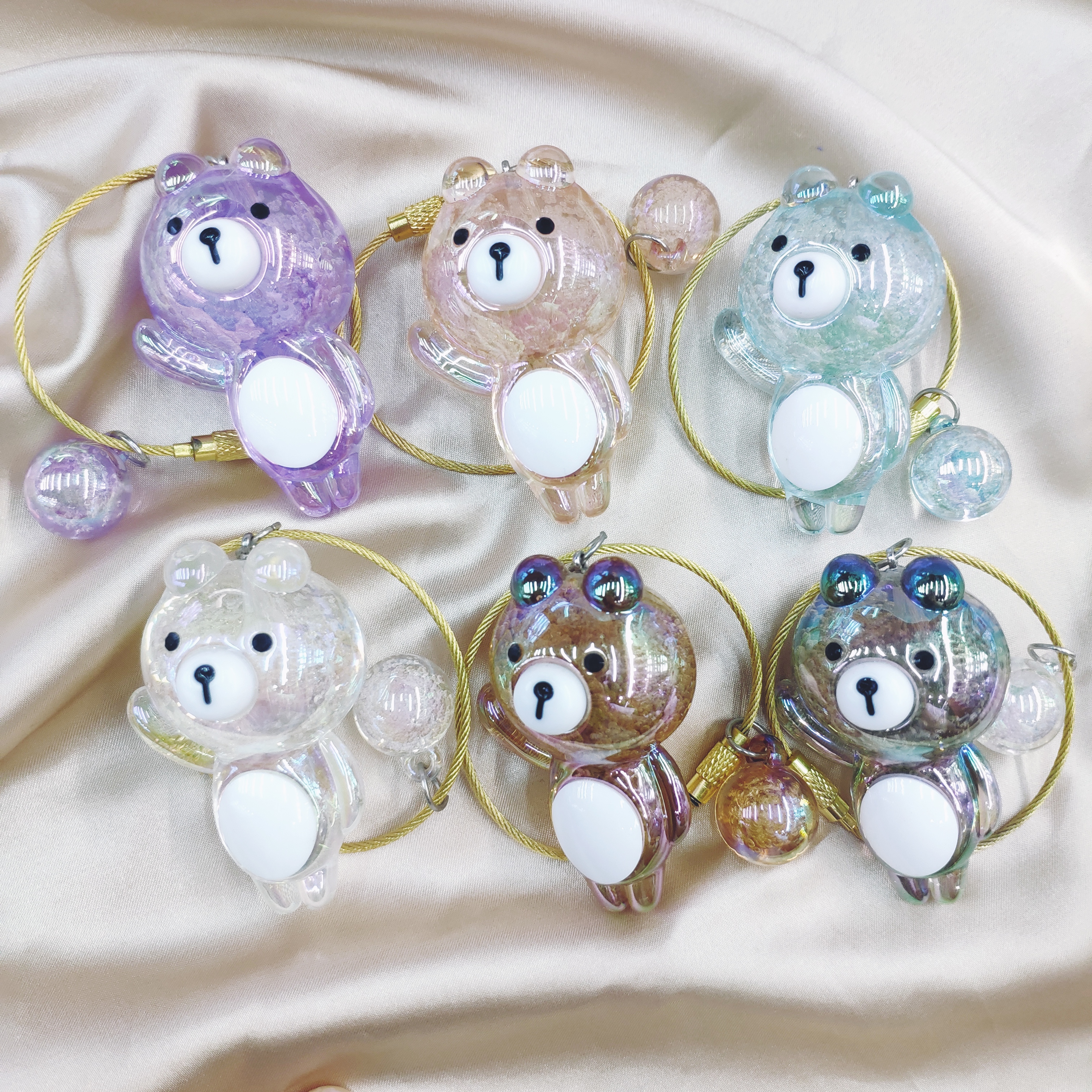 Aizhu jewelry bubble acrylic Brown Bear car keychain pendant, schoolbag cartoon chain bag lock detail image 1