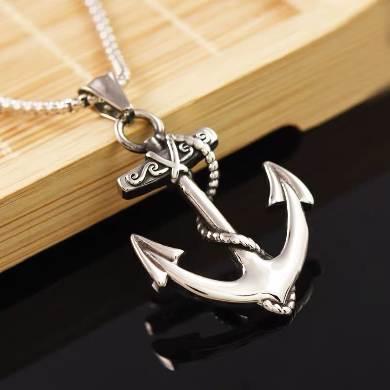 Titanium steel retro anchor necklace for men, Korean style, fashionable, powerful and trendy pirate pendant accessory, personalized pendant details Picture