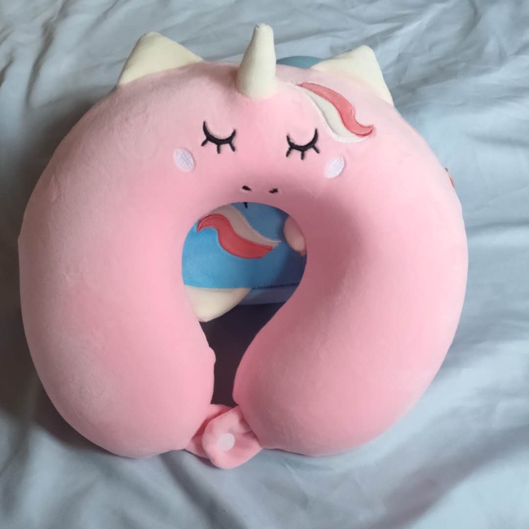 U-shape pillow