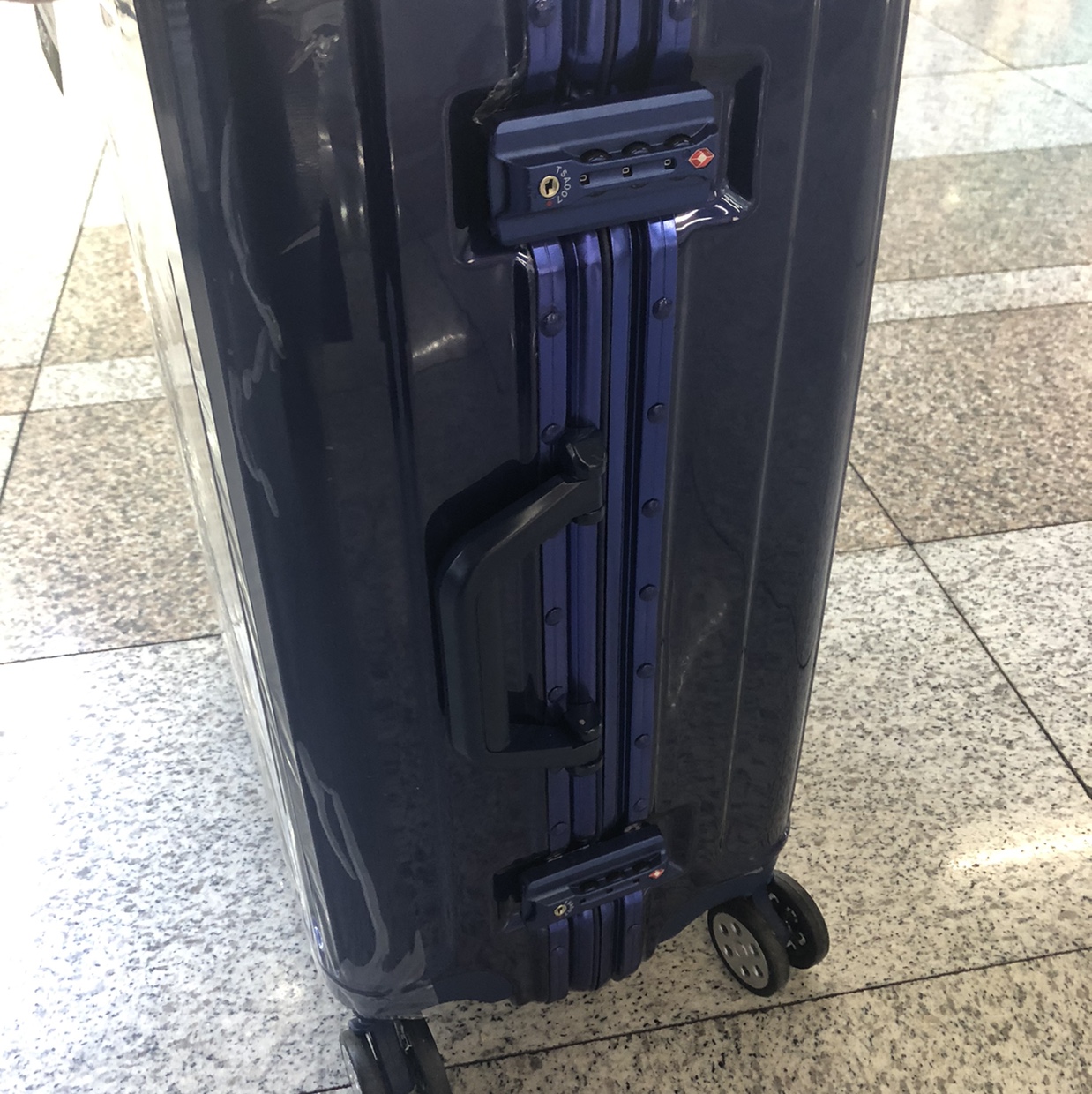 义乌好货 24寸 外置拉杆铝框加PC 海关锁 万向轮旅行拉杆箱产品图