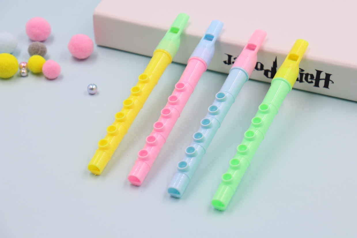 Little clarinet children's plastic toys giveaway party toys thumbnail