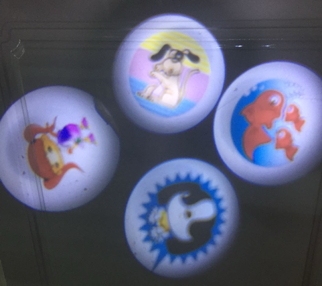 CY-18871
卡通投影多功能激光灯详情图6