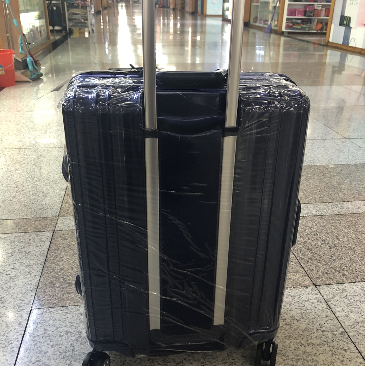 义乌好货 24寸 外置拉杆铝框加PC 海关锁 万向轮旅行拉杆箱细节图