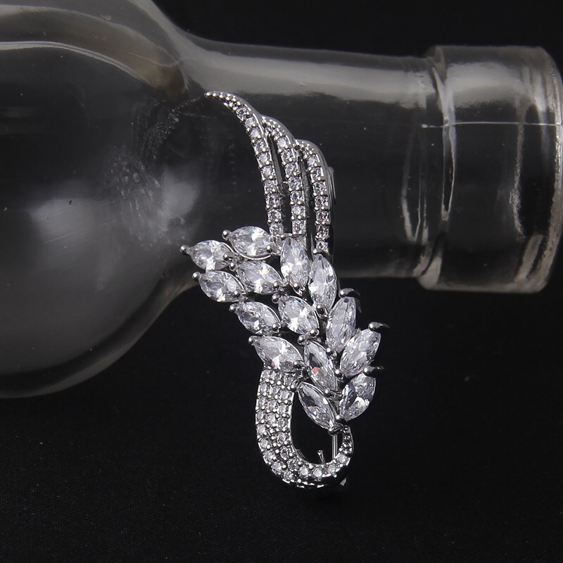 New rice ear diamond-encrusted brooch 2019 Fashionable and simple suit scarf collar pin paired with sweater accessory Specification image