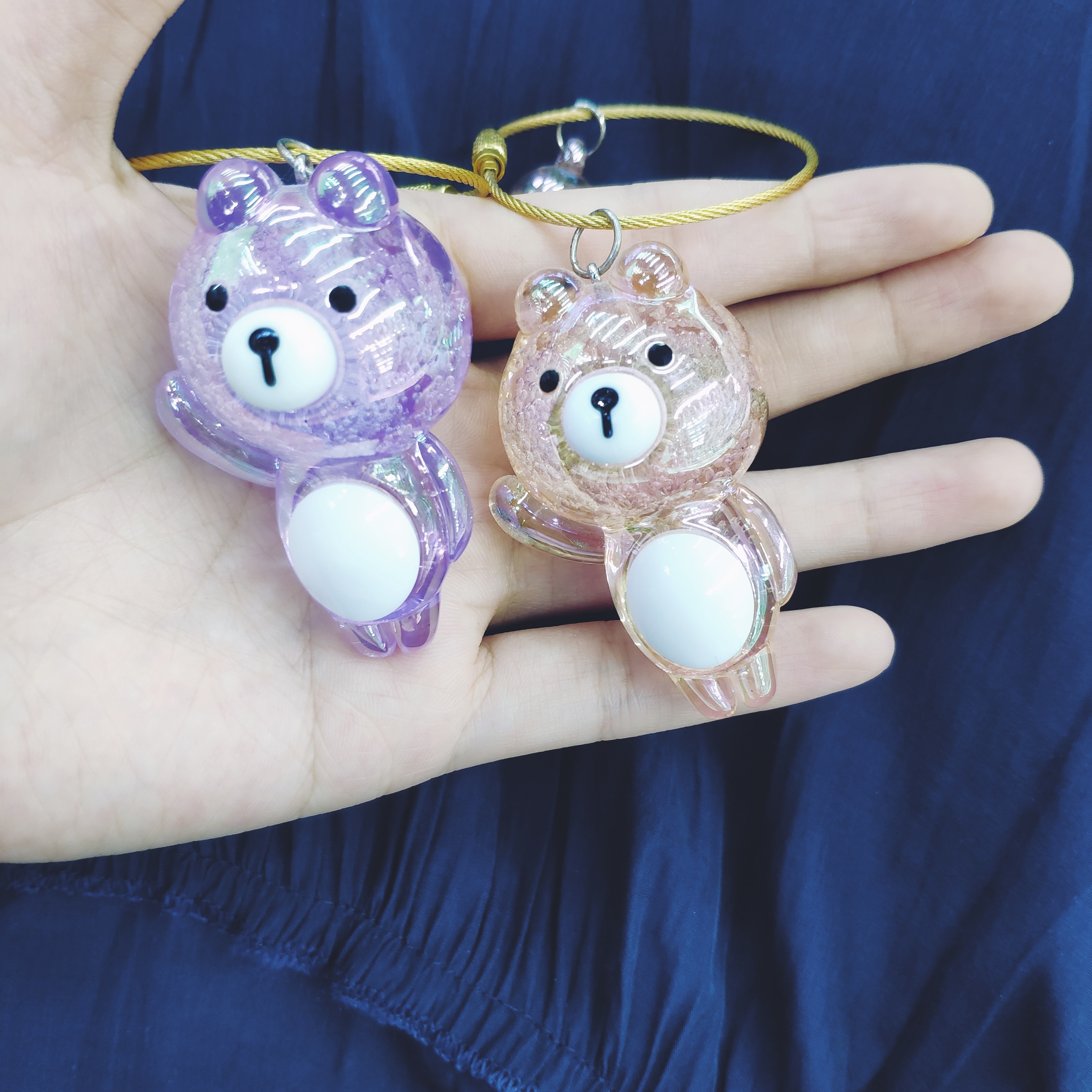 Aizhu jewelry bubble acrylic Brown Bear car keychain pendant, schoolbag cartoon chain bag lock detail image 2