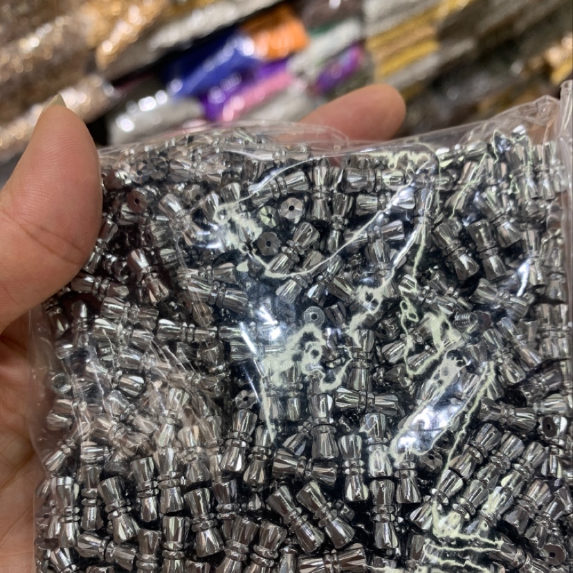 1,000 Peanuts In A Pack